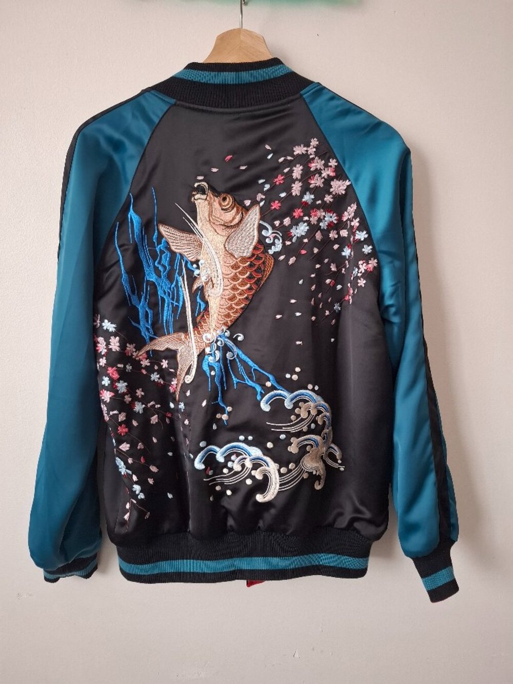 Embroidery REVERSIBLE Jacket Pattern Carp Goldfish - Picture 2 of 9